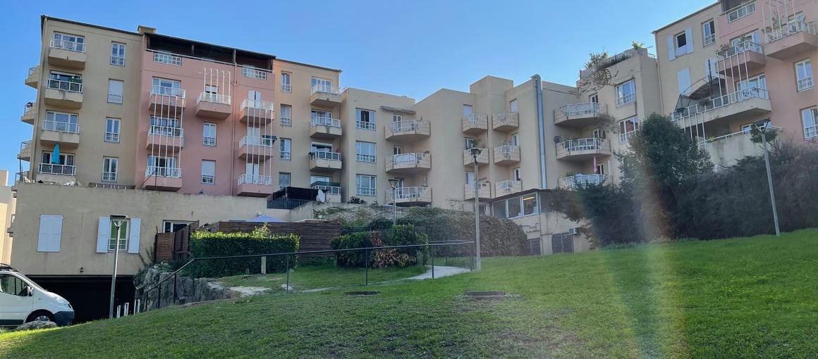 Réhabilitation du côté de Valbonne sans cadre
