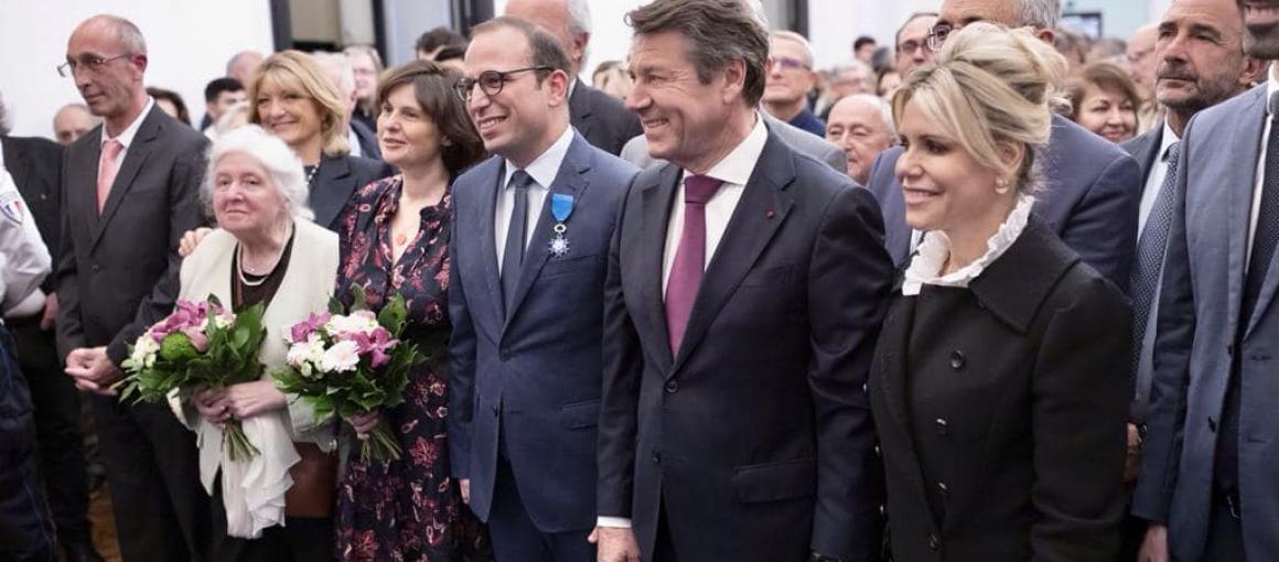 Anthony Borré reçoit l'Ordre National du Mérite